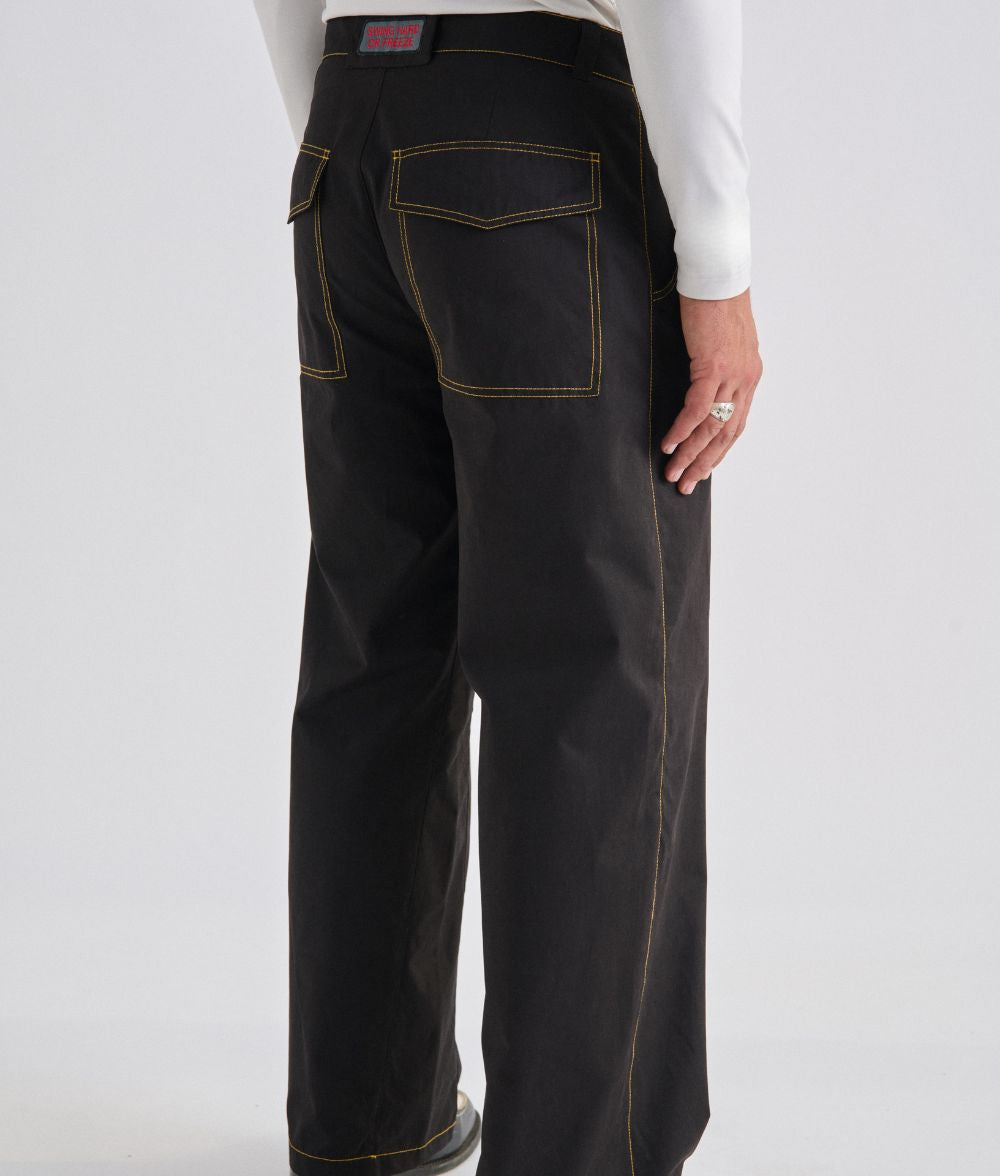 ICONIC BLACK PLEATED PANTS
