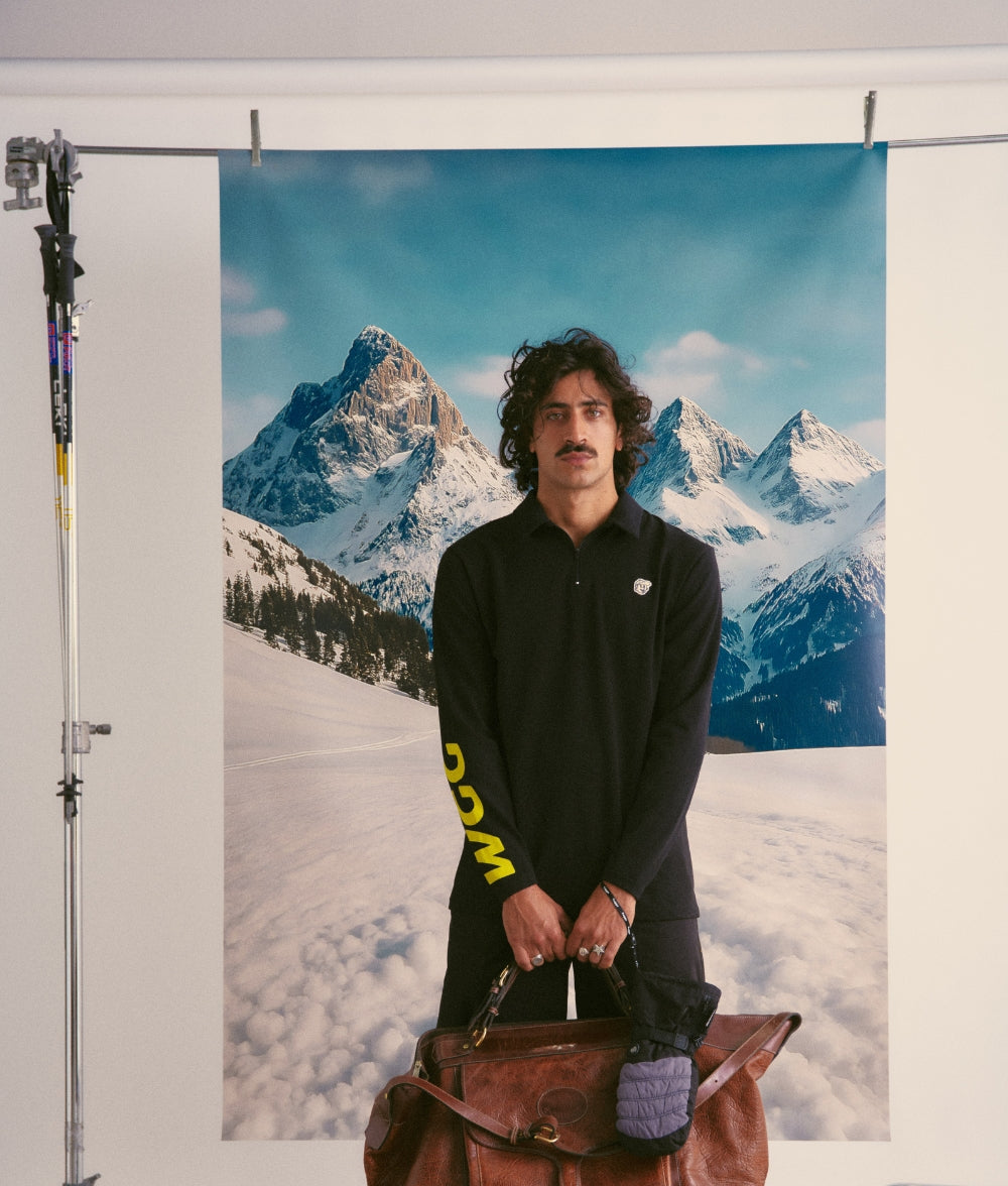 Camiseta negra de manga larga WGG