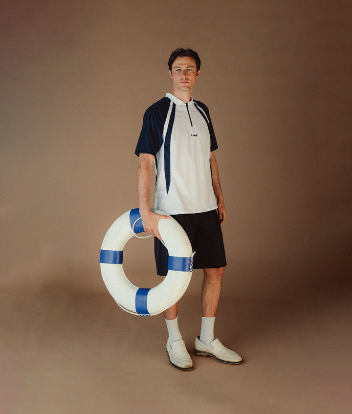 Model is 185cm/6'1" (73kg) wearing Size M